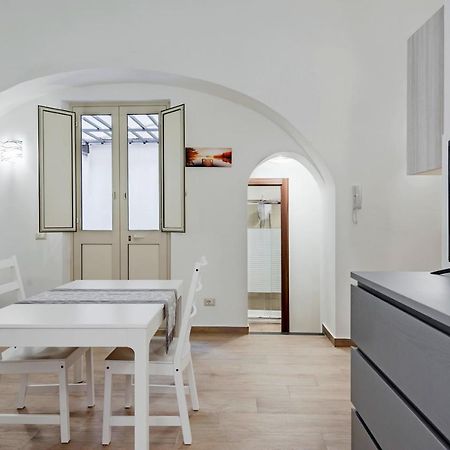 Trinita' 57 Apartments By Wonderful Italy Catania Exteriör bild