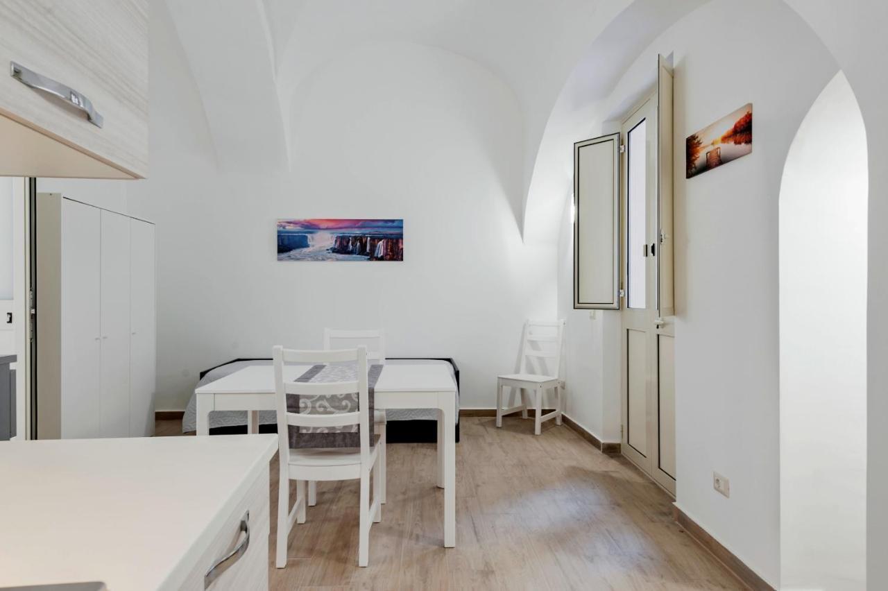 Trinita' 57 Apartments By Wonderful Italy Catania Exteriör bild
