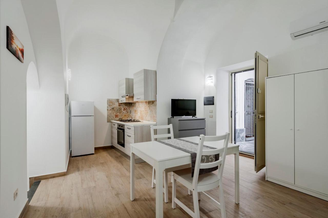 Trinita' 57 Apartments By Wonderful Italy Catania Exteriör bild