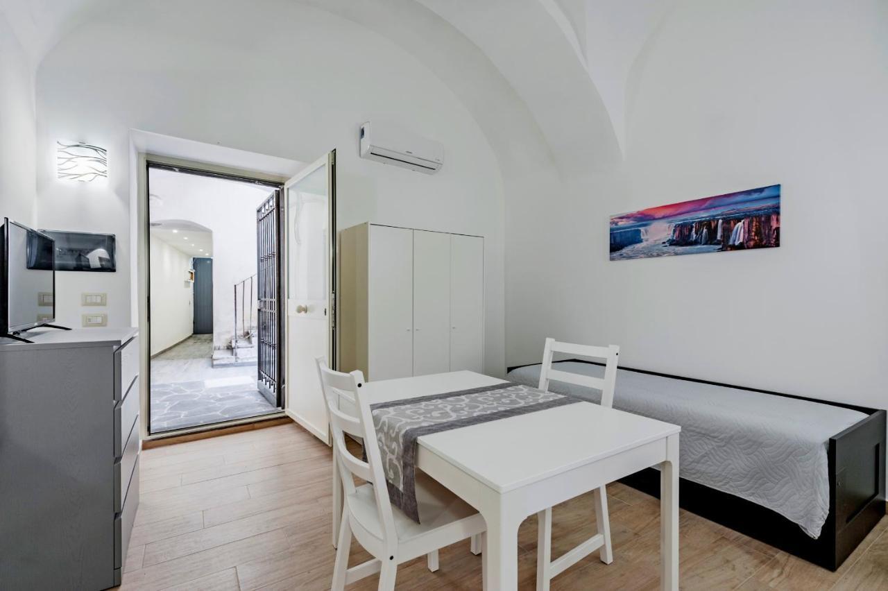 Trinita' 57 Apartments By Wonderful Italy Catania Exteriör bild